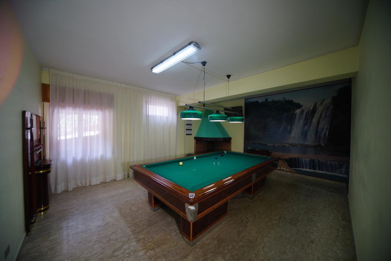 King Hotel Фиуджи Екстериор снимка