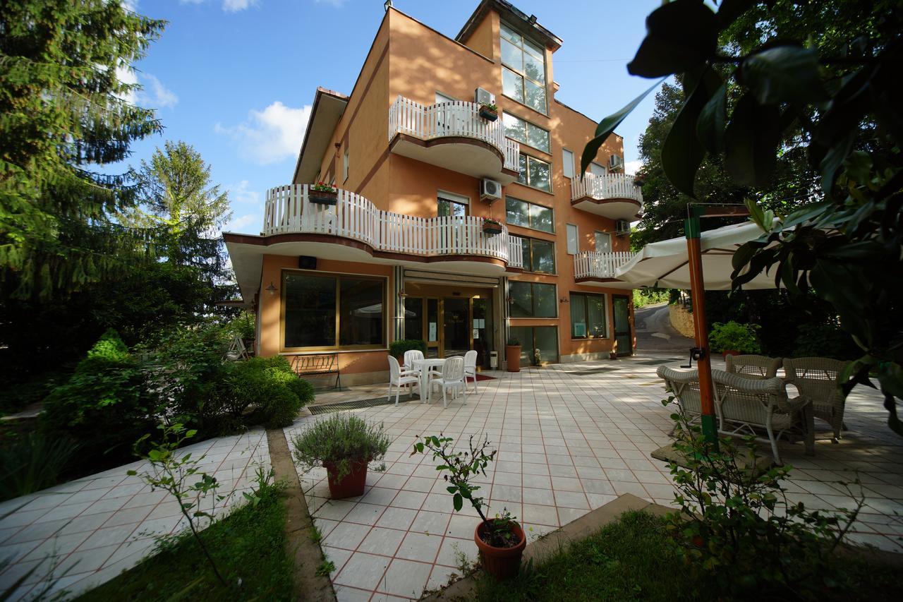 King Hotel Фиуджи Екстериор снимка