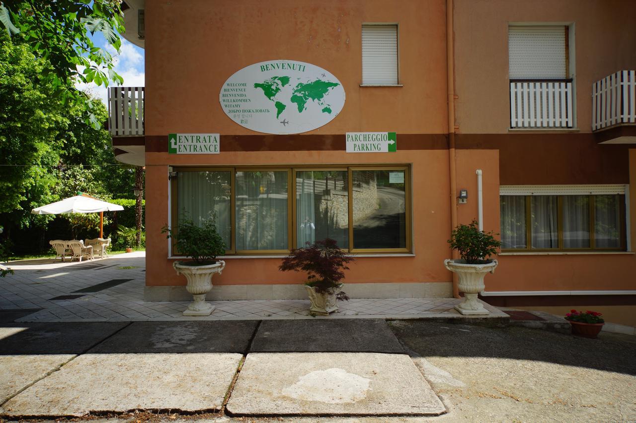 King Hotel Фиуджи Екстериор снимка